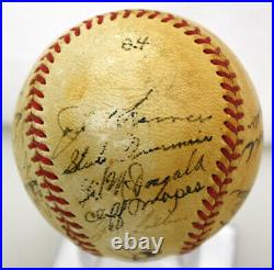 1951 Yankees Team Signed Autographed Baseball Mickey Mantle Rare Psa/dna V03700