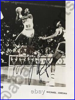 1984-85 Michael Jordan Rookie Promo Autograph Photograph Rc Auto Psa/dna Signed