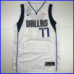 Autographed/Signed LUKA DONCIC Dallas White Basketball Jersey PSA/DNA COA Auto