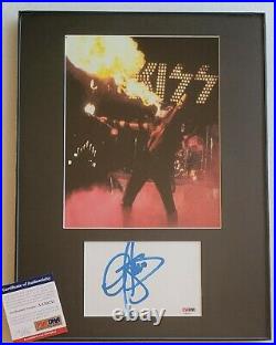 Gene Simmons Signed Psa/dna Coa Kiss Psa Autographed Music Band Singer Display