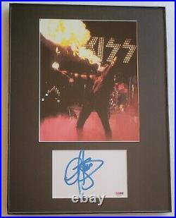 Gene Simmons Signed Psa/dna Coa Kiss Psa Autographed Music Band Singer Display