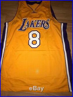 Kobe Bryant #8 Signed Los Angeles Lakers Jersey Autographed PSA/DNA Full Graph