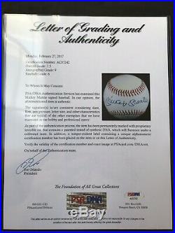 Mickey Mantle Autographed Baseball PSA/DNA Certified Autograph Grade 9