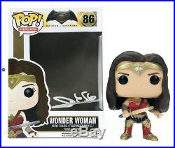 PSA DNA Gal Gadot Autograph Wonder Woman Signed Auto Funko Pop Diana CA COA