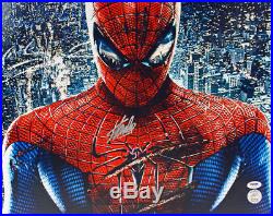 Stan Lee Authentic Signed Spider-Man 16X20 Photo Autographed PSA/DNA 18