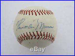 THURMAN MUNSON Single Signed/Autographed Sweet Spot Baseball Yankees PSA/DNA