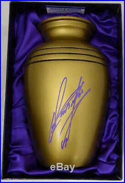 Undertaker Autographed Wwe Commemorative 21-0 Urn With Box Psa/dna Itp 162971