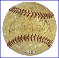 Yankees Babe Ruth Authentic Signed Baseball Autographed PSA/DNA #V03362